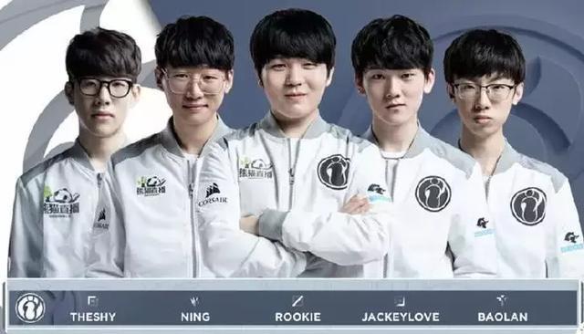 无奇的球员 无奇的球员